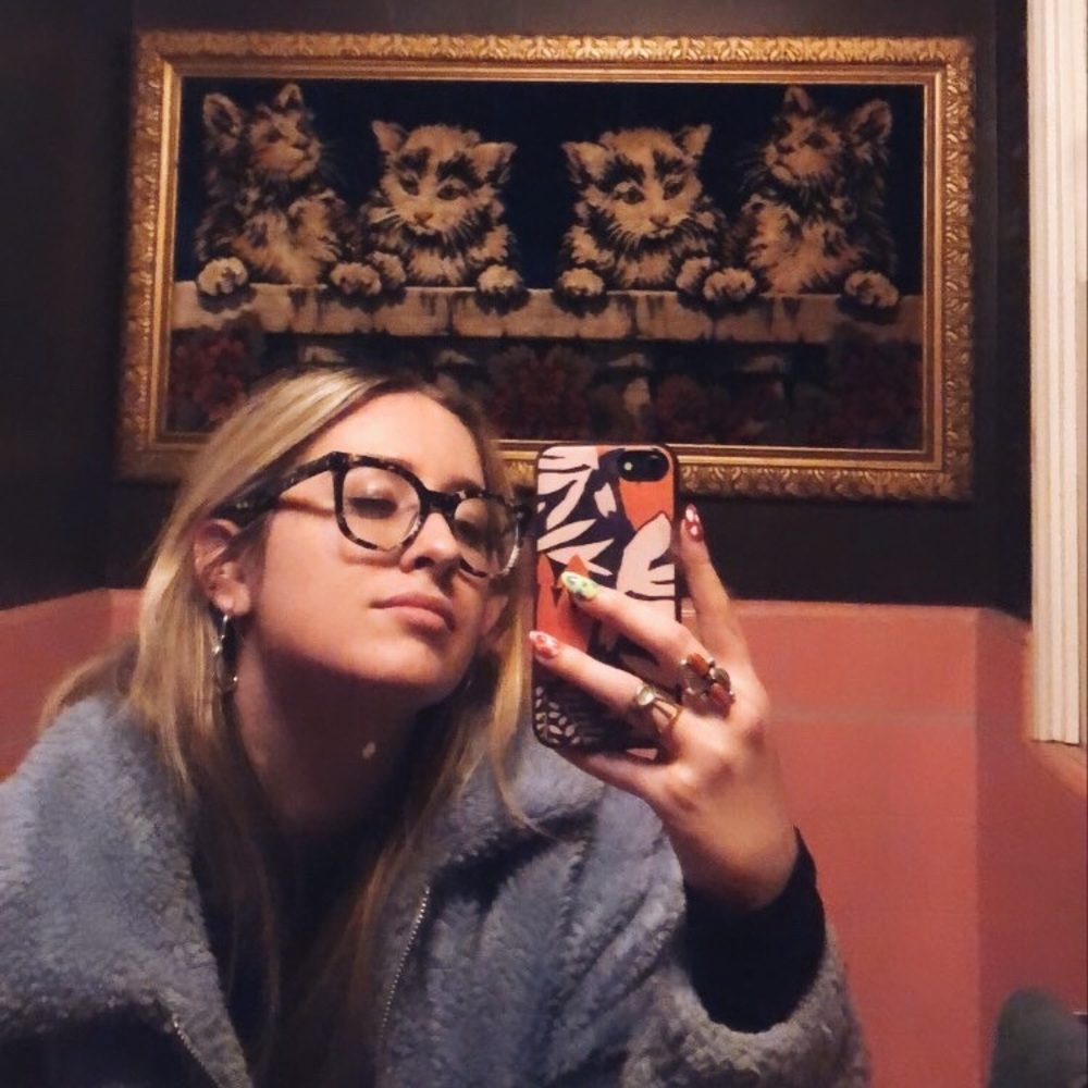 Meet your Posher, Mae